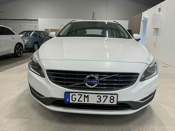 Volvo V60 3 of 18