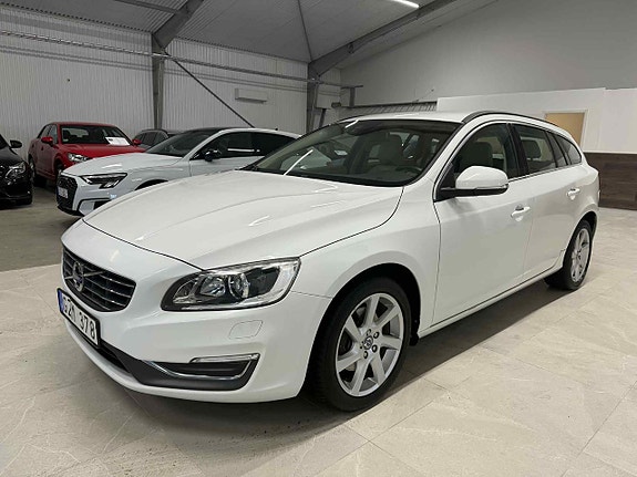Volvo V60 4 of 18