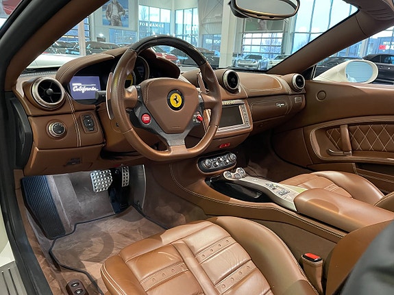 Ferrari California 30 11 of 18