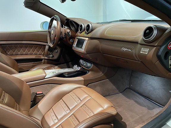 Ferrari California 30 17 of 18