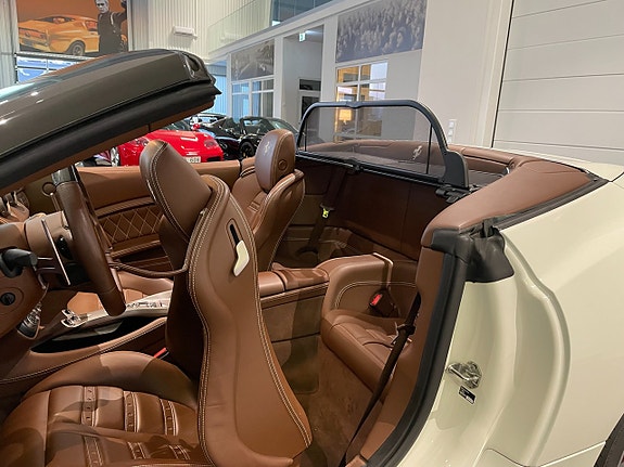 Ferrari California 30 8 of 18