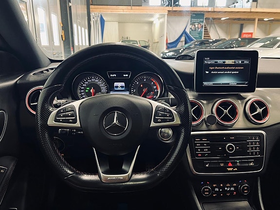 Mercedes-Benz CLA220 d 14 of 19