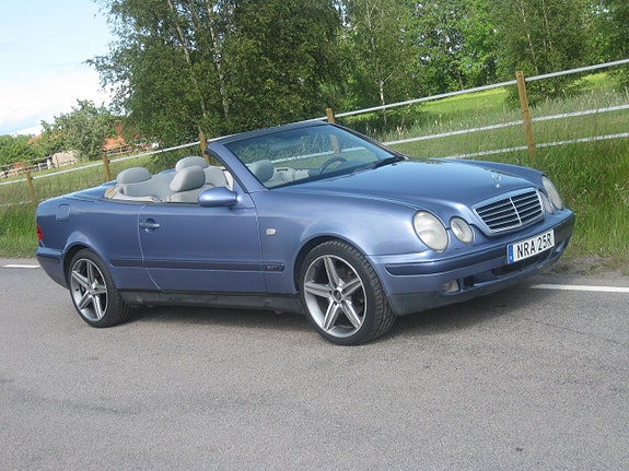 Mercedes-Benz CLK230