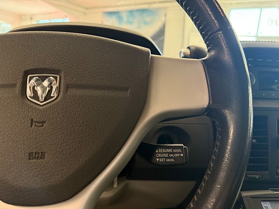 Dodge Grand Caravan 15 of 20