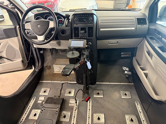 Dodge Grand Caravan 20 of 20