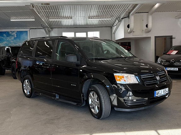 Dodge Grand Caravan 4 of 20