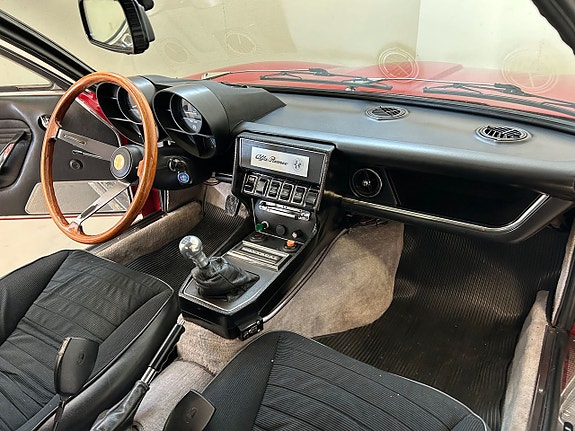 Alfa Romeo Montreal 19 of 25