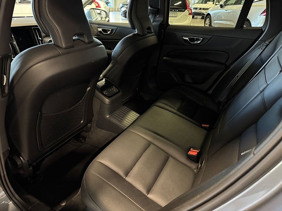 Volvo V60 9 of 26