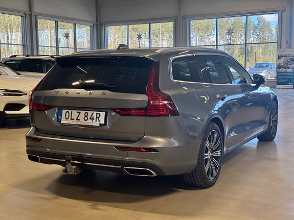 Volvo V60 4 of 5