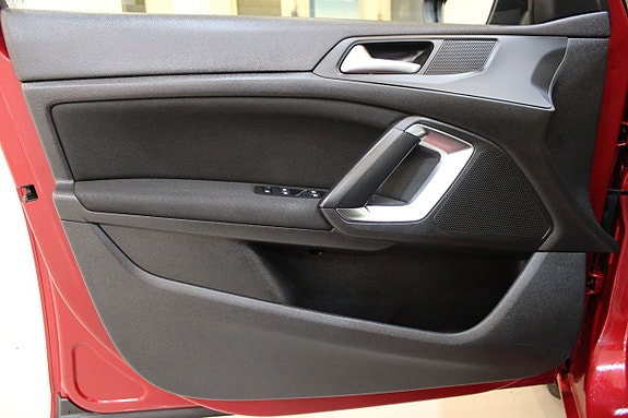 Peugeot 308 7 of 11