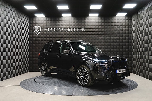 BMW X7 12 of 27