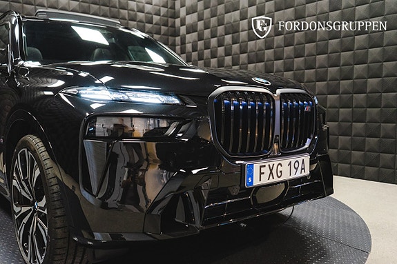 BMW X7 13 of 27
