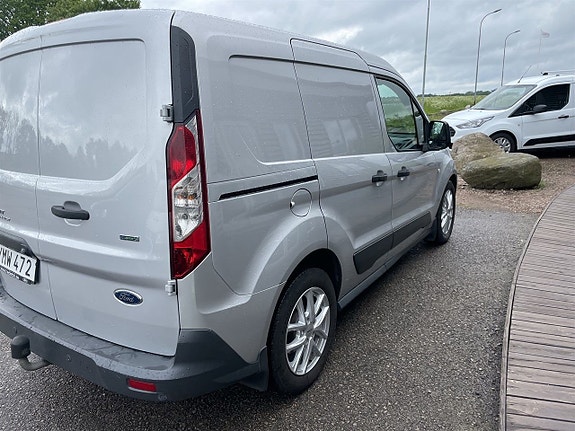 Ford Transit Connect 4 of 5