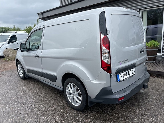 Ford Transit Connect 3 of 5