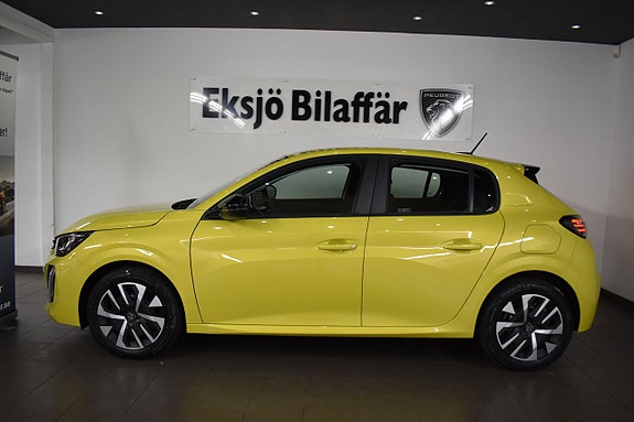 Peugeot 208 3 of 5