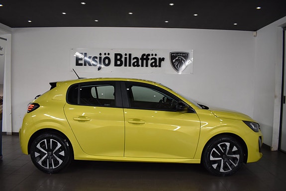 Peugeot 208 7 of 15