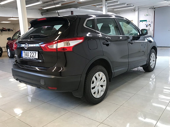 Nissan Qashqai 2 of 5