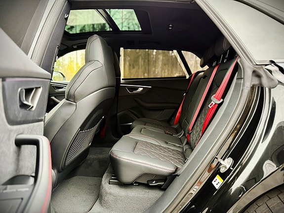 Audi Q8 16 of 26