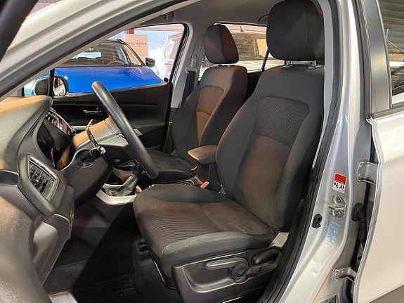 Suzuki SX4 S-Cross 5 of 5