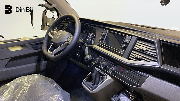 Volkswagen Transporter 9 of 15