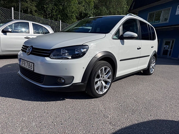 Volkswagen Touran Cross