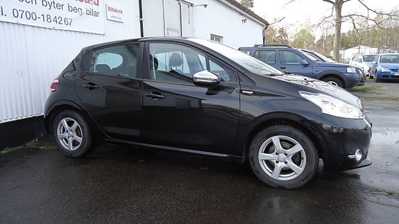 Peugeot 208 11 of 21