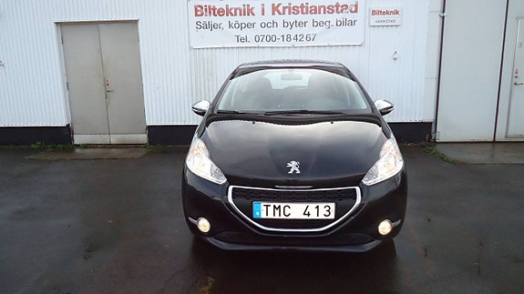 Peugeot 208 21 of 21
