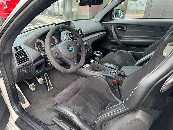 BMW M1 8 of 9
