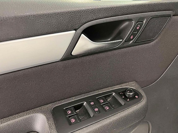 Volkswagen Sharan 19 of 27