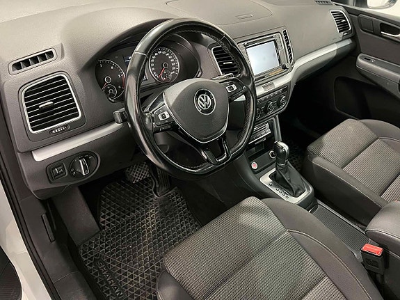 Volkswagen Sharan 18 of 27