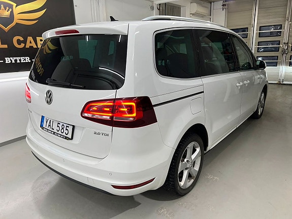 Volkswagen Sharan 3 of 27
