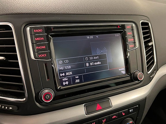 Volkswagen Sharan 13 of 27