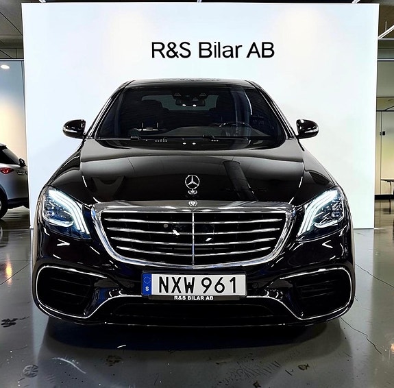 Mercedes-Benz S350 2 of 21