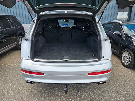 Audi Q7 14 of 14