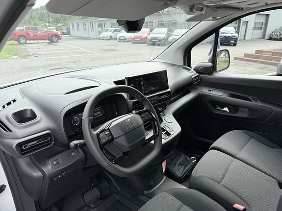Fiat Doblo 10 of 16