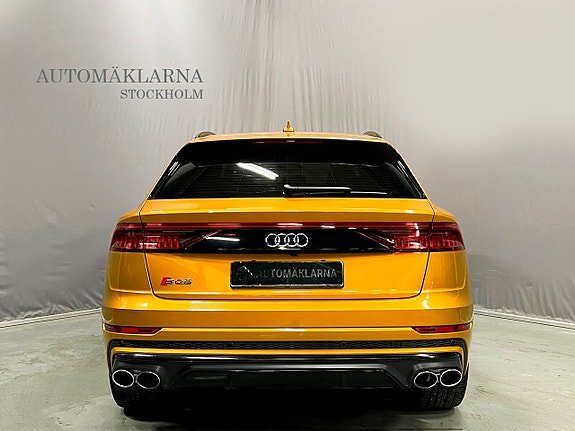 Audi SQ8 6 of 24