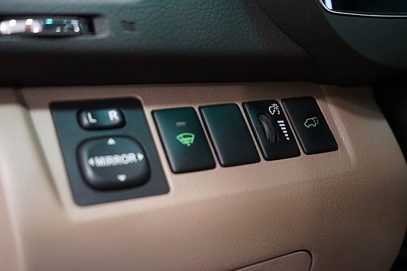 Toyota Highlander 18 of 23