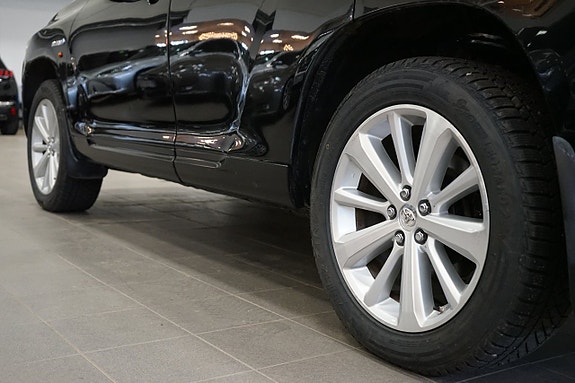 Toyota Highlander 7 of 23