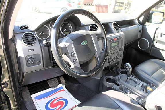 Land Rover Discovery 3 3 of 4