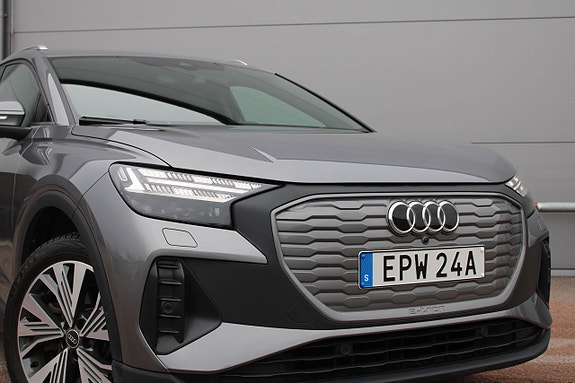 Audi Q4 e-tron 17 of 17