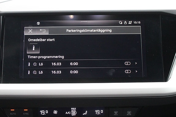 Audi Q4 e-tron 13 of 17