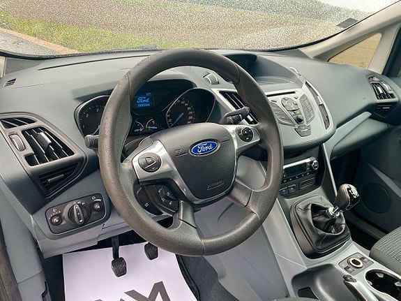 Ford C-Max 13 of 21