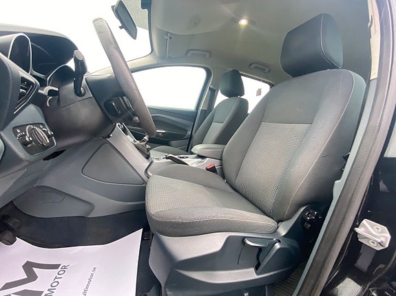 Ford C-Max 14 of 21