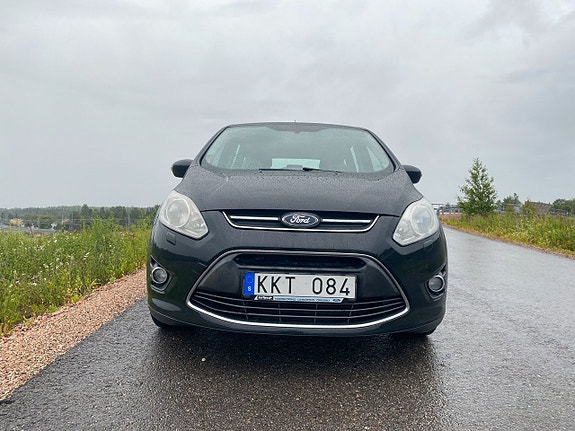 Ford C-Max 8 of 21