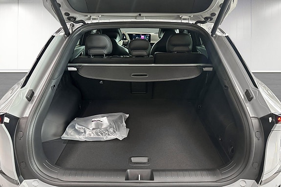 Kia EV6 8 of 25