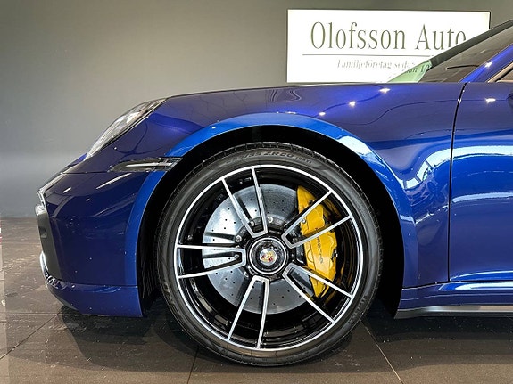 Porsche 911 17 of 23