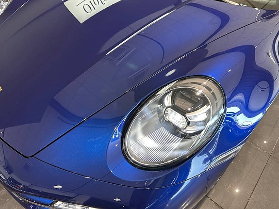 Porsche 911 18 of 23