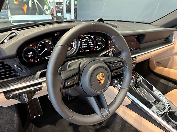 Porsche 911 10 of 23