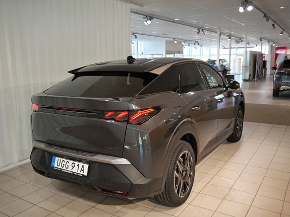 Peugeot 3008 3 of 5