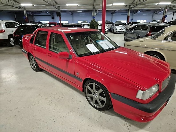 Volvo 850 2 of 5
